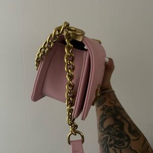 Crossbody chain bag